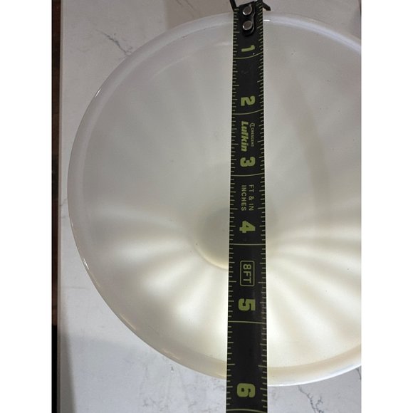 VTG Milk Glass Fluted Rippled Vase - Picture 5 of 8